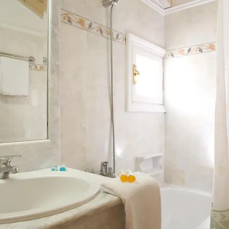 Apart-hotel Lefko & Nydri (Lefkada)