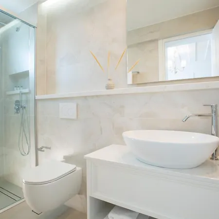 Hotel apartamentowy Lefko & 2*
