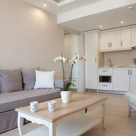 Lefko & Hotel apartamentowy Nydri (Lefkada)
