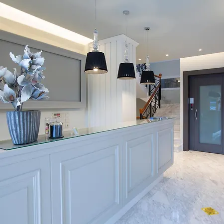 Aparthotel Lefko & Nydri (Lefkada)