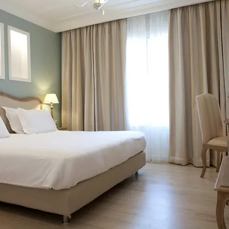 Aparthotel Lefko & Nydri (Lefkada)