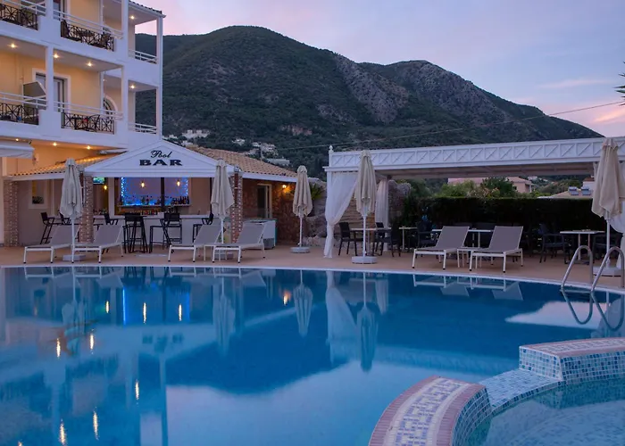 Aparthotel Lefko & 4*