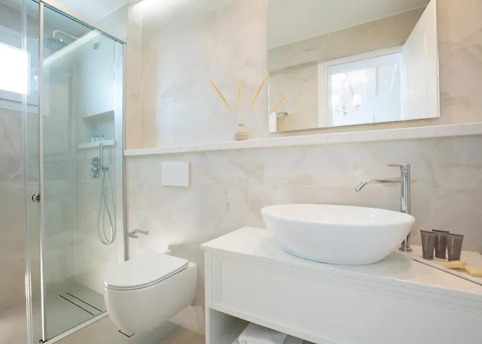 Aparthotel Lefko & 4*