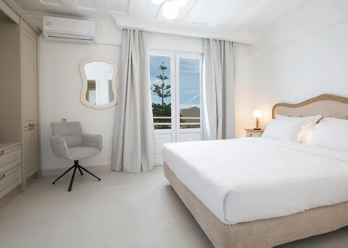 Lefko & Aparthotel 4*