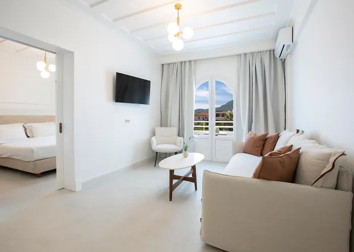 Lefko & Aparthotel Nydri (Lefkada)