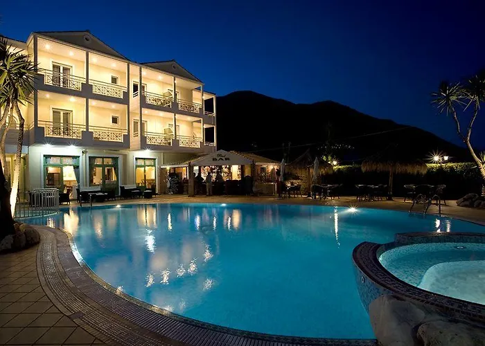 Lefko & Aparthotel Nydri (Lefkada)